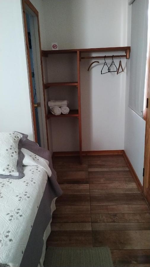 Hostal Petit Verdot سانتا كروز المظهر الخارجي الصورة