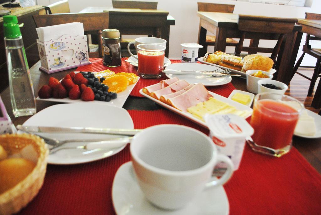 Hostal Petit Verdot سانتا كروز المظهر الخارجي الصورة